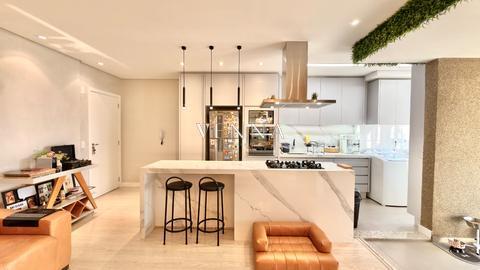Apartamento a venda no Concept Palhano, com 81 m2, decorado e completo de armários